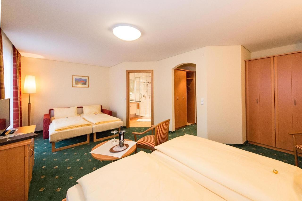 Pension Elisabeth Russbach am Pass Gschütt Kamer foto